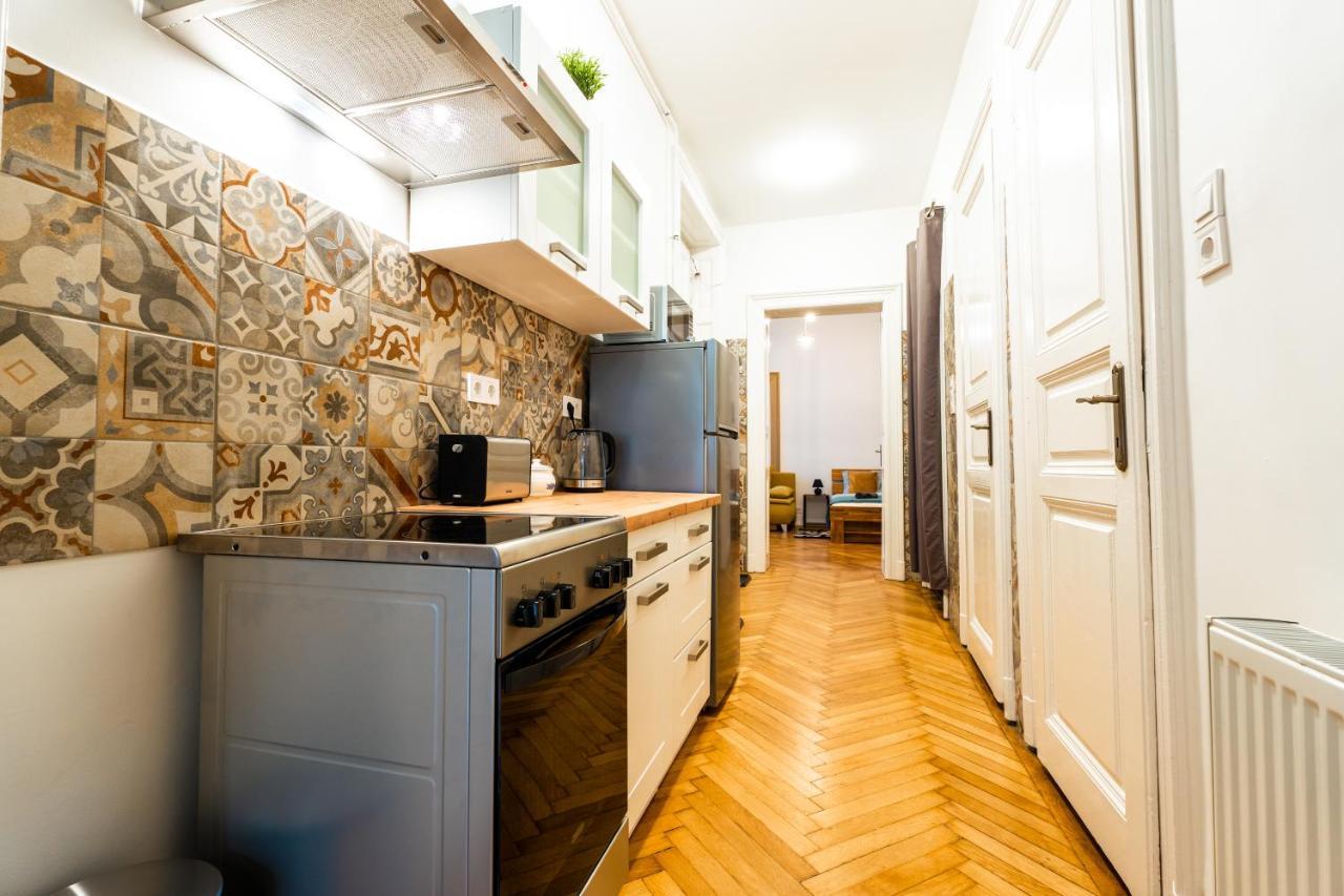 Palace Quarter Suite Budapeszt Zewnętrze zdjęcie